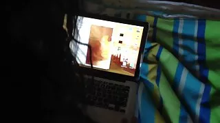 Turk kizi onceki sikilen kizi seyrederken sikiliyor