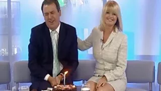 Christine talbot å vise frem bena