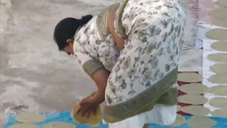 Spionasje indian tante - ass bend over - booty voyeur