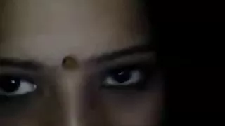 Indian sexy landsbyen bhabi første gang knullet av en venn